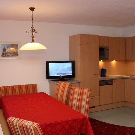 Haflingerhof Aparthotel ฟิสส์ ภายนอก รูปภาพ