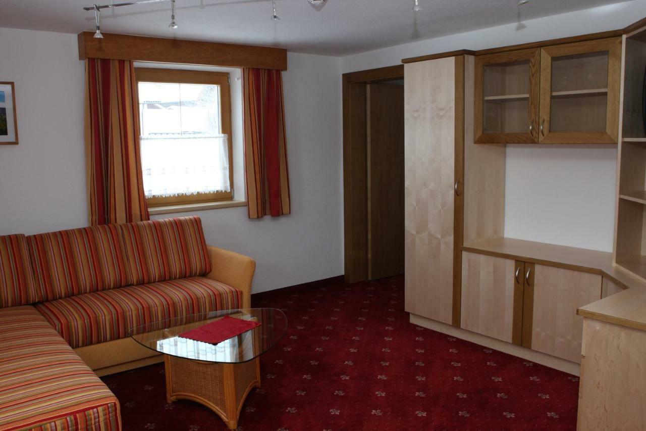 Haflingerhof Aparthotel ฟิสส์ ภายนอก รูปภาพ